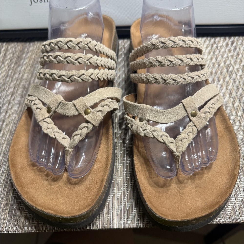 White Mountain Braided Beige Sandals